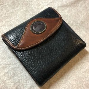 *SOLD on Depop* Dooney and Bourke Wallet